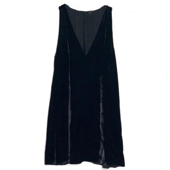 Babaton (Aritzia) - Black Velvet Sleeveless V-neck Blouse Top - size XS - Picture 1 of 5